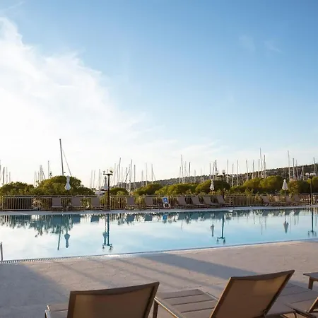 Båthotell Liberty Floating House With Jacuzzi & Sea View Portorož