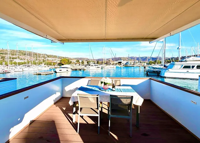 Liberty Floating House With Jacuzzi & Sea View Portoroz