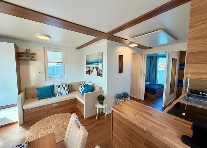 Botel Liberty Floating House With Jacuzzi & Sea View Portoroz